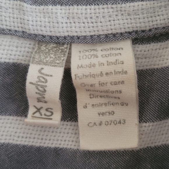 3/$25 Japna Gray & White Striped Button Down Shirt - Picture 2 of 7